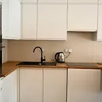 Apartments Przy Metro Kondratowicza
