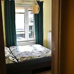 Apartments Przy Metro Kondratowicza